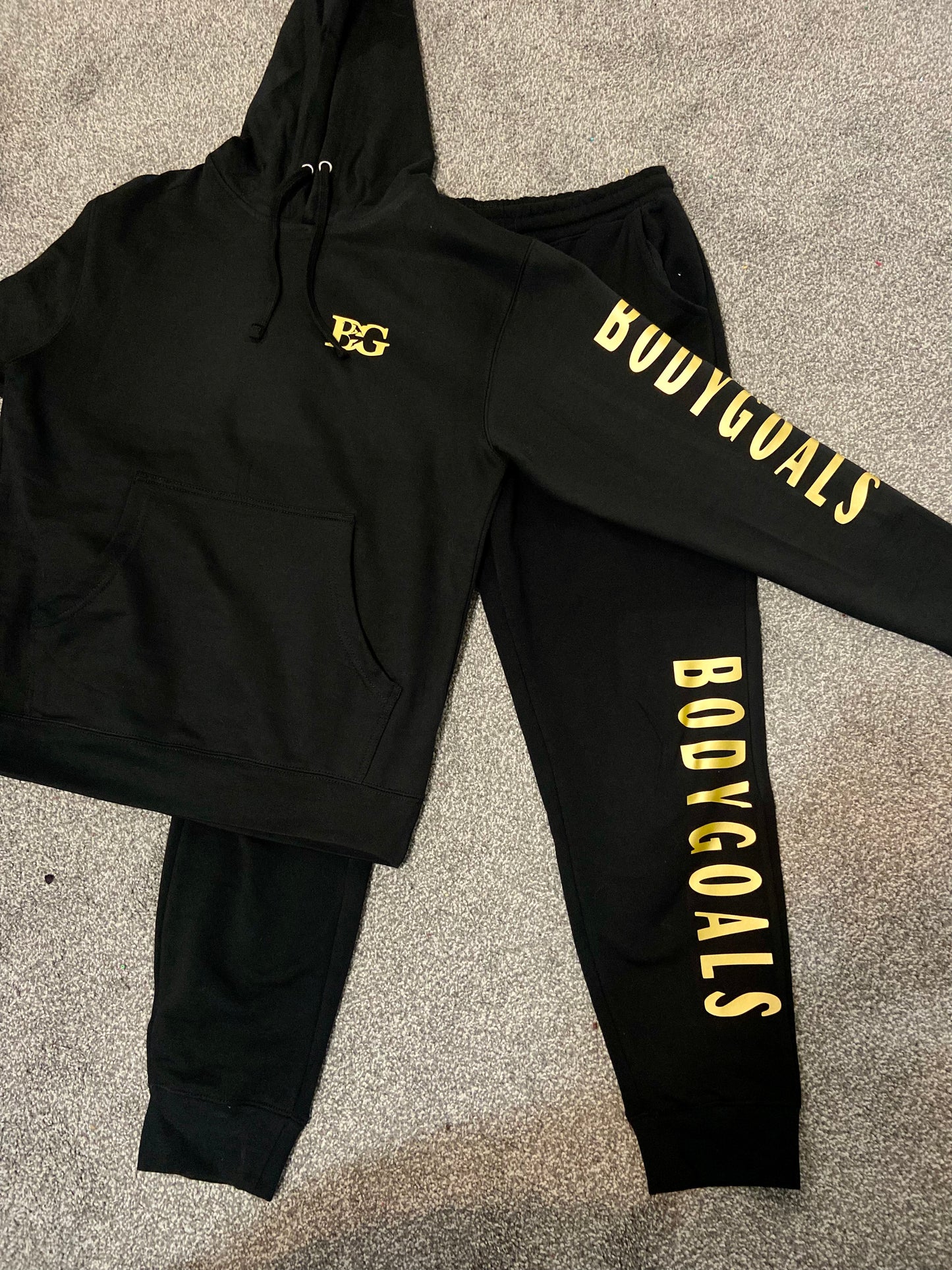 Black Is King Jogger ( Gold)